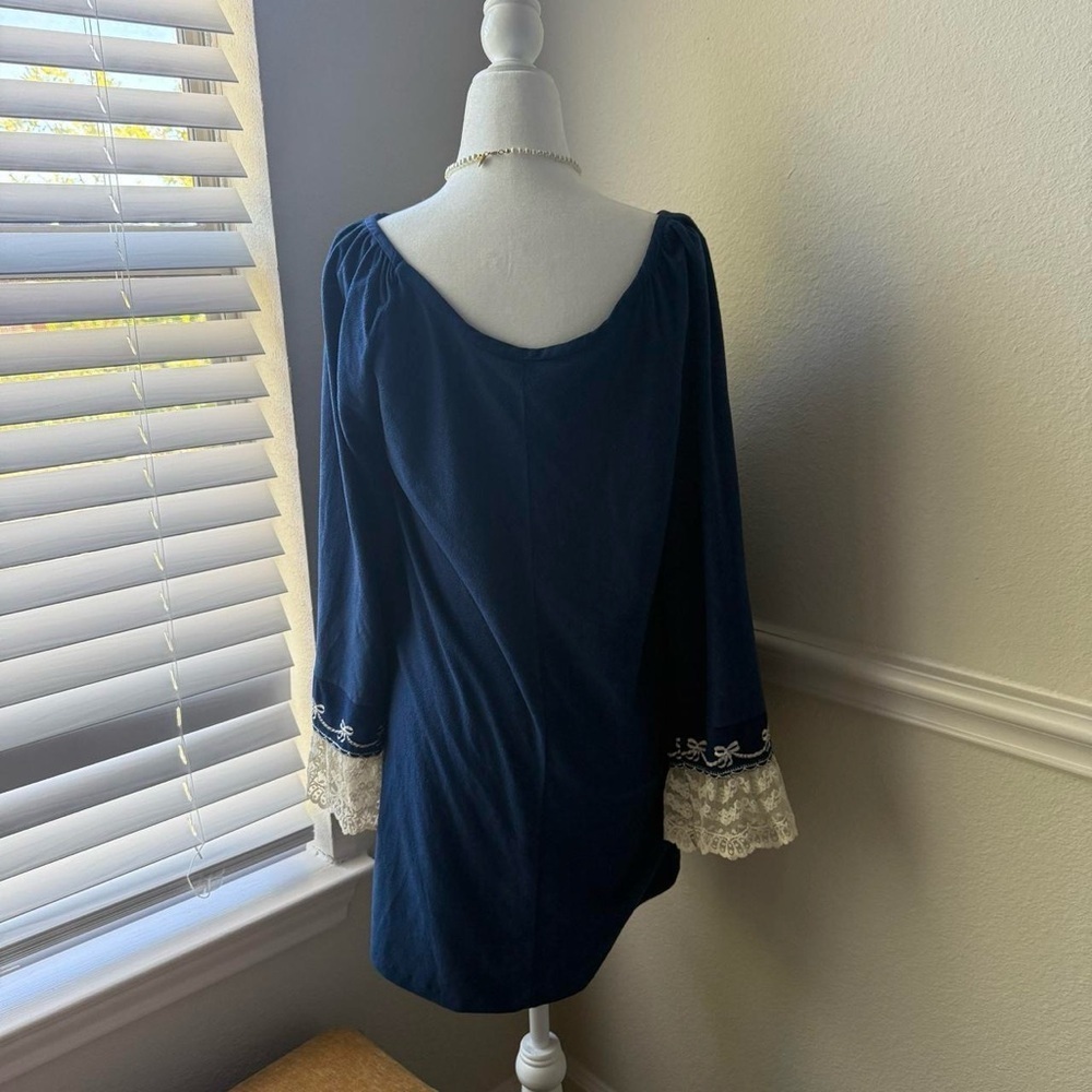 Navy Blue Women's Chemise with Lace Trim - Picture 3 of 4